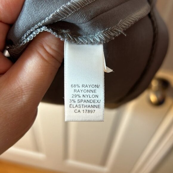 Size 12 banana Republic, Erica Gray pencil skirt - Picture 4 of 5